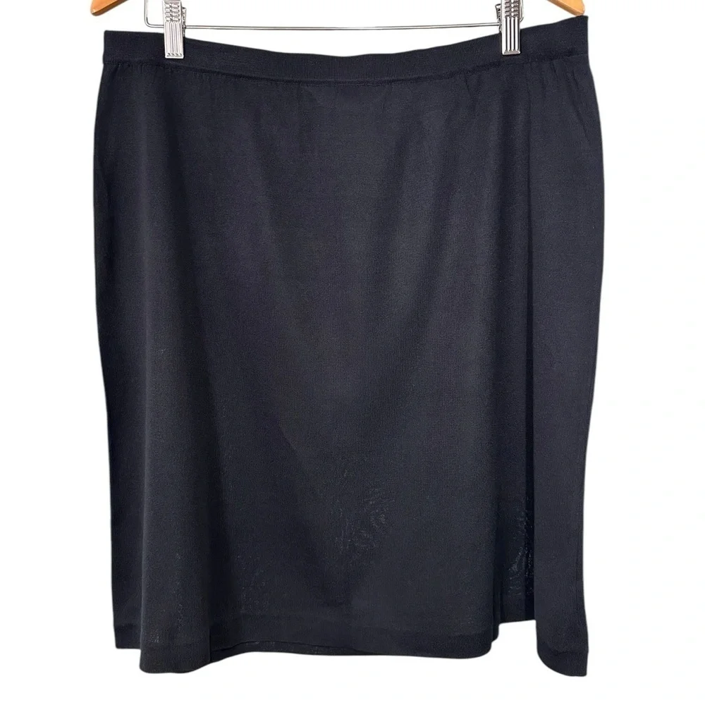 Ming Wang Black Knee-Length Knit Straight Skirt